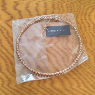 アンクライン(ANNE KLEIN)のバングル☆新品未使用☆(ブレスレット/バングル)