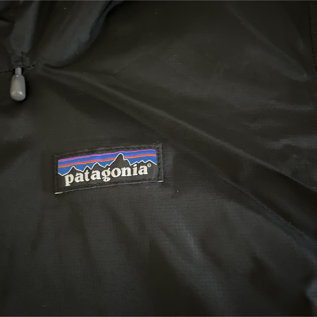 patagonia(パタゴニア)のパタゴニア　トレントシェルジャケット　ブラック　Sサイズ メンズのジャケット/アウター(ナイロンジャケット)の商品写真