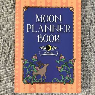 MOON PLANNER BOOK artemis