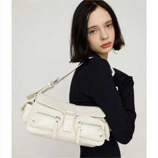 新品⭐︎SLY MULTI POCKET SHOULDER バッグ WHITE