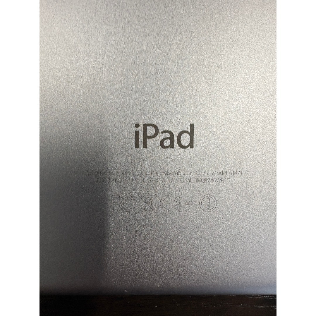 Apple(アップル)のiPad Air (初代) Wi-Fiモデル A1474 スペースグレイ スマホ/家電/カメラのPC/タブレット(タブレット)の商品写真