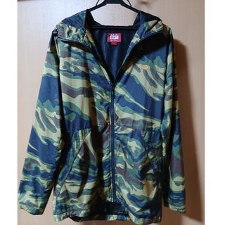 タケオキクチ×オニツカタイガー迷彩ウィンドパーカー