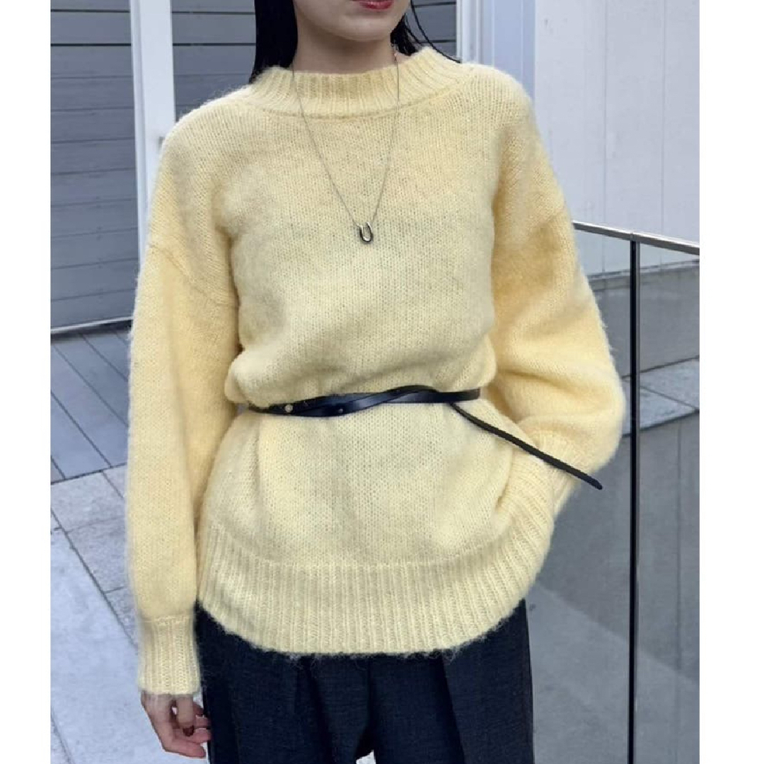 mystic(ミスティック)の【新品】mystic モヘアライクオーバーサイズニットセーター　ベルトポーチ付き レディースのトップス(ニット/セーター)の商品写真