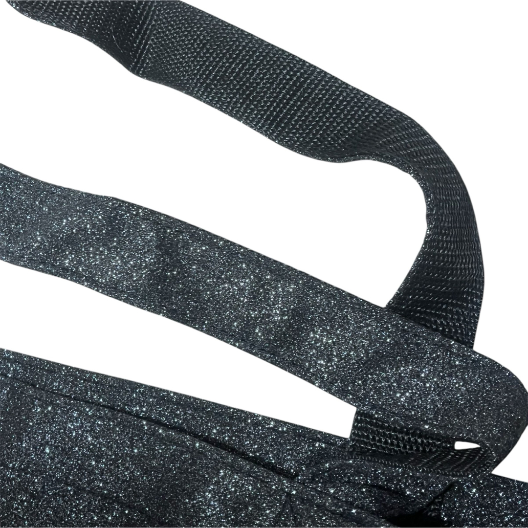 KinKi Kids(キンキキッズ)の【新品未使用】KinKi Kids ブラック グリッター トートバッグ エンタメ/ホビーのタレントグッズ(アイドルグッズ)の商品写真