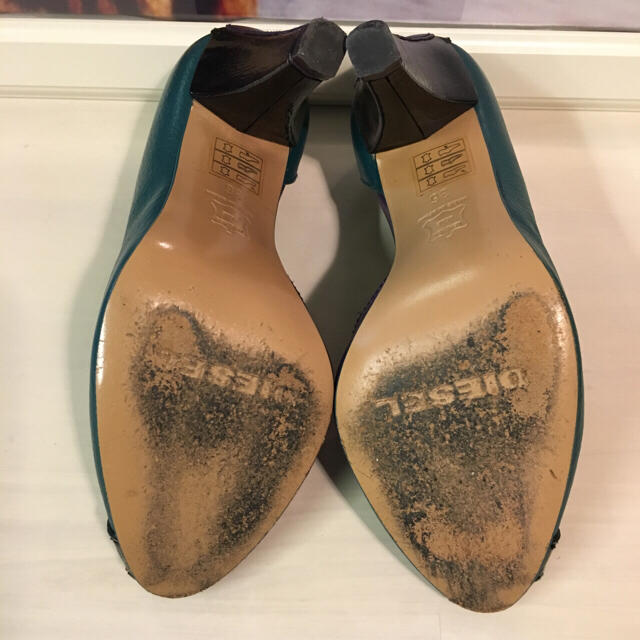 DIESEL(ディーゼル)のディーゼル レザーパンプス ヒール レディースの靴/シューズ(ハイヒール/パンプス)の商品写真