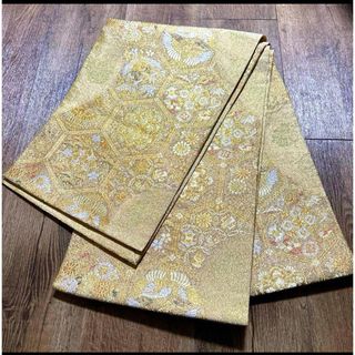 着物 帯 袋帯 六通 亀甲吉祥文 本金箔 中古品 ゴールド系