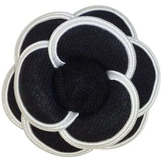 [KiLaVie] (キラヴィ) カメリア ライン コサージュ ブローチ 卒業式