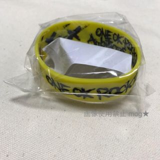 ワンオクロック(ONE OK ROCK)の即/翌日発送 新品未開封 ONE OK ROCK ラバーバンド(ミュージシャン)