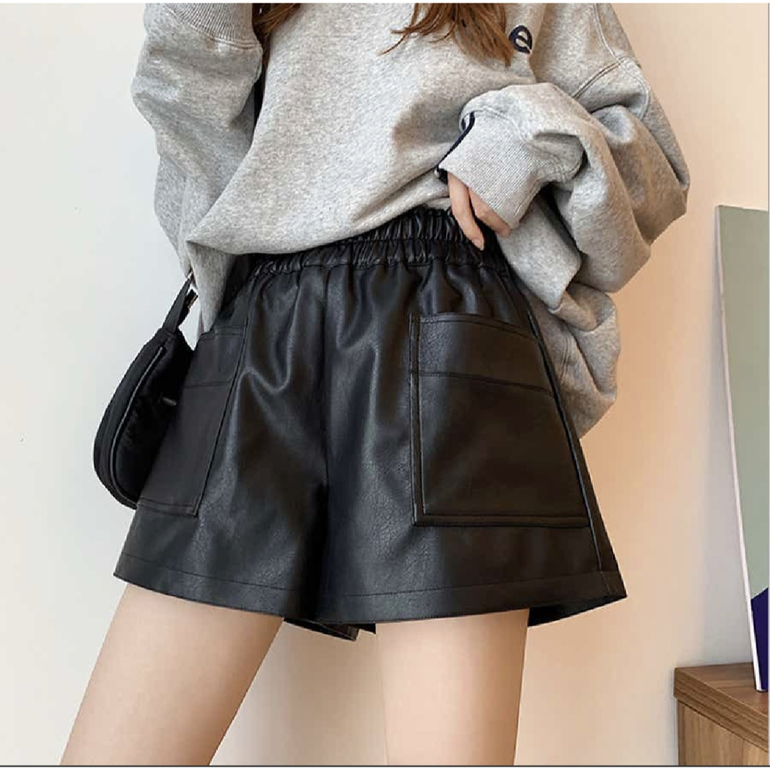 【新品未使用】フェイクレザーショートパンツ / Miniministore レディースのパンツ(ショートパンツ)の商品写真