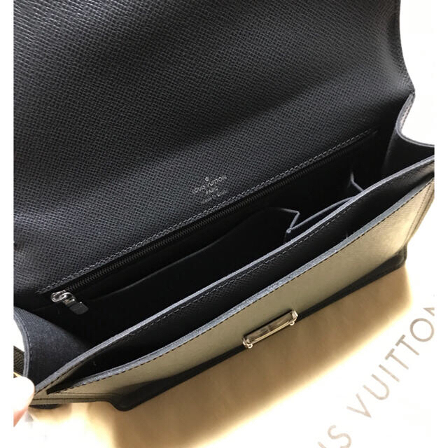 LOUIS VUITTON - ⭐️未使用⭐️ルイヴィトン タイガ セカンドバッグの
