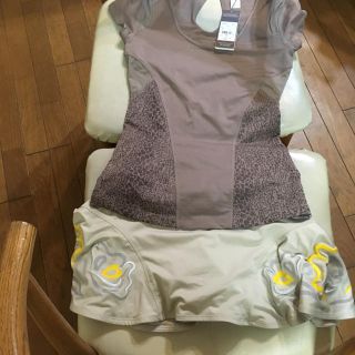 ステラマッカートニー(Stella McCartney)の専用です。ステラマッカートニー アディダス コラボ ウエア(Tシャツ(半袖/袖なし))