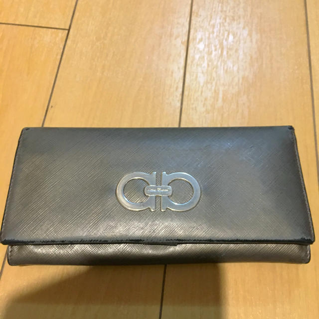 Salvatore Ferragamo(サルヴァトーレフェラガモ)の最終値下げ フェラガモ財布 正規品 メンズのファッション小物(長財布)の商品写真