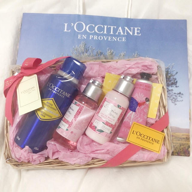 L'OCCITANE(ロクシタン)の新品ロクシタン ギフトセット コスメ/美容のキット/セット(その他)の商品写真