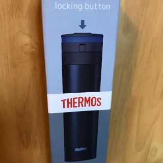 サーモス(THERMOS)の【新品 】サーモス超軽量スリムマグ450m保温保冷ワンタッチ ブラック(タンブラー)