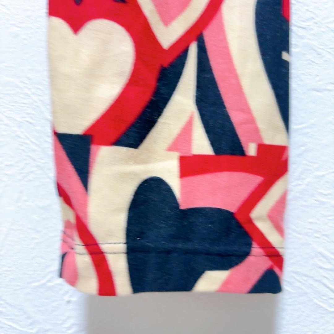 7-2 LuLaRoe ハート スパッツ ワンサイズ 柄物 派手 レギンス 赤 レディースのパンツ(スキニーパンツ)の商品写真