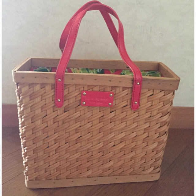 kate spade new york(ケイトスペードニューヨーク)の夏にぴったり☆kate spade  かごバッグ レディースのバッグ(かごバッグ/ストローバッグ)の商品写真