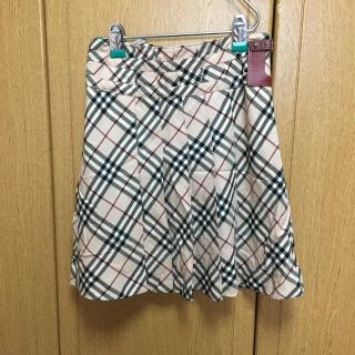 バーバリー(BURBERRY)の【み。様専用】バーバリー ブルーレーベル(ひざ丈スカート)