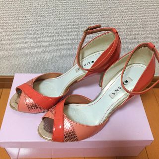 ダイアナ(DIANA)のDIANA【ダイアナ】サンダル 24cm 値下げ中(サンダル)