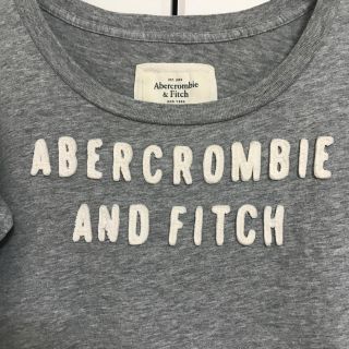 アバクロンビーアンドフィッチ(Abercrombie&Fitch)のアバクロ ロンT トップス グレー(Tシャツ(長袖/七分))