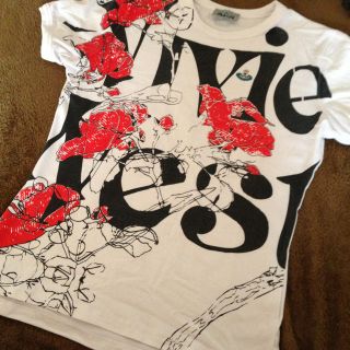 ヴィヴィアンウエストウッド(Vivienne Westwood)のヴィヴィアンTシャツ(Tシャツ(半袖/袖なし))