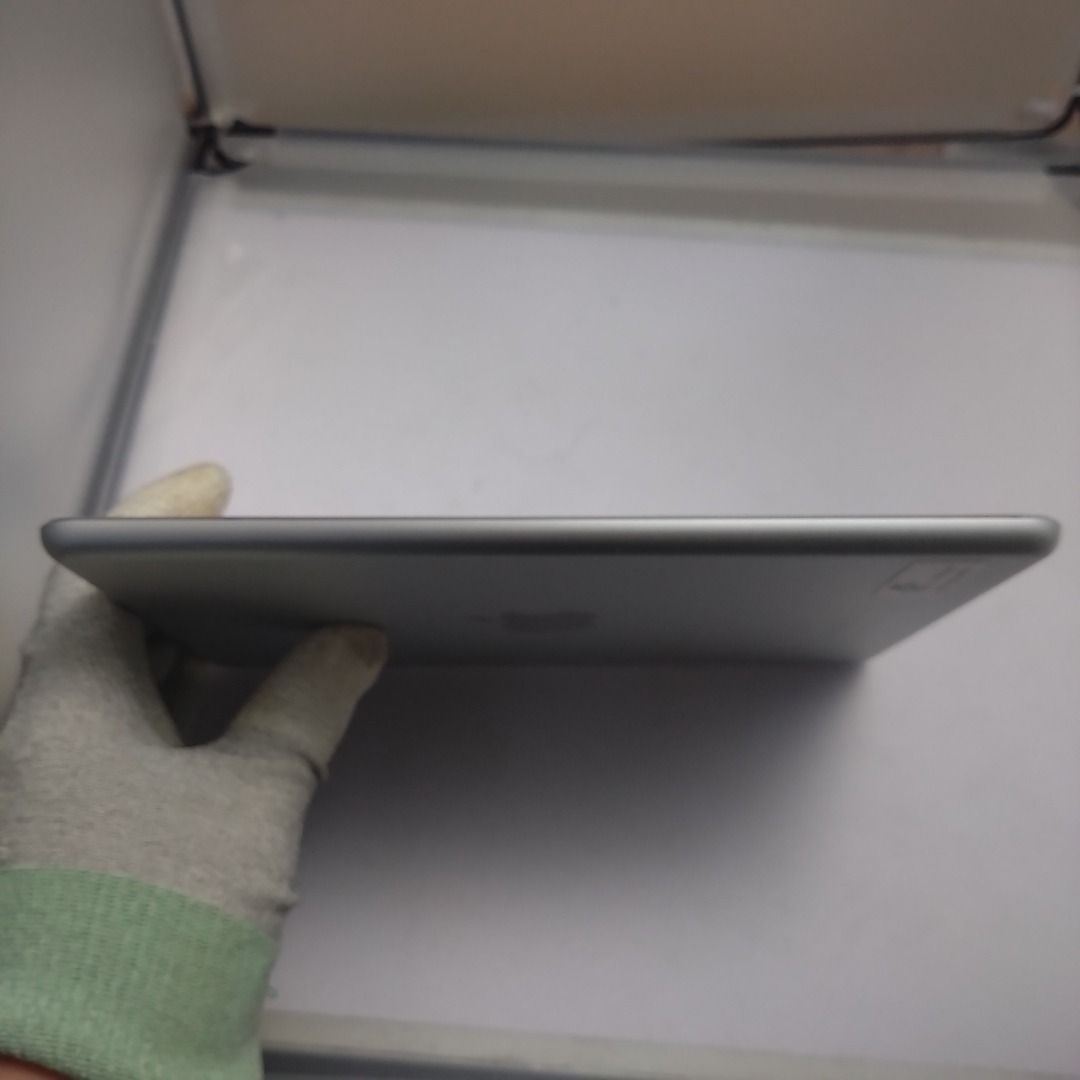 Apple(アップル)のApple iPad mini MD531J/A　ROM:16GB　動作中古 スマホ/家電/カメラのPC/タブレット(タブレット)の商品写真