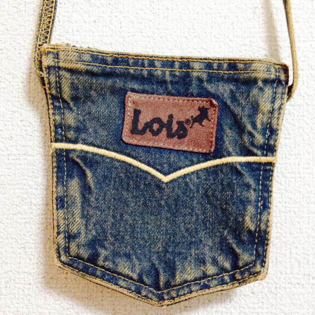 Lois CRAYON(ロイスクレヨン)のlois デニムポシェット レディースのバッグ(ショルダーバッグ)の商品写真