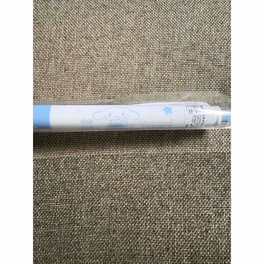 シナモロール(シナモロール)のシナモロール　2026年　卓上カレンダー　ボールペン　なないろ生命　サンリオ エンタメ/ホビーのおもちゃ/ぬいぐるみ(キャラクターグッズ)の商品写真