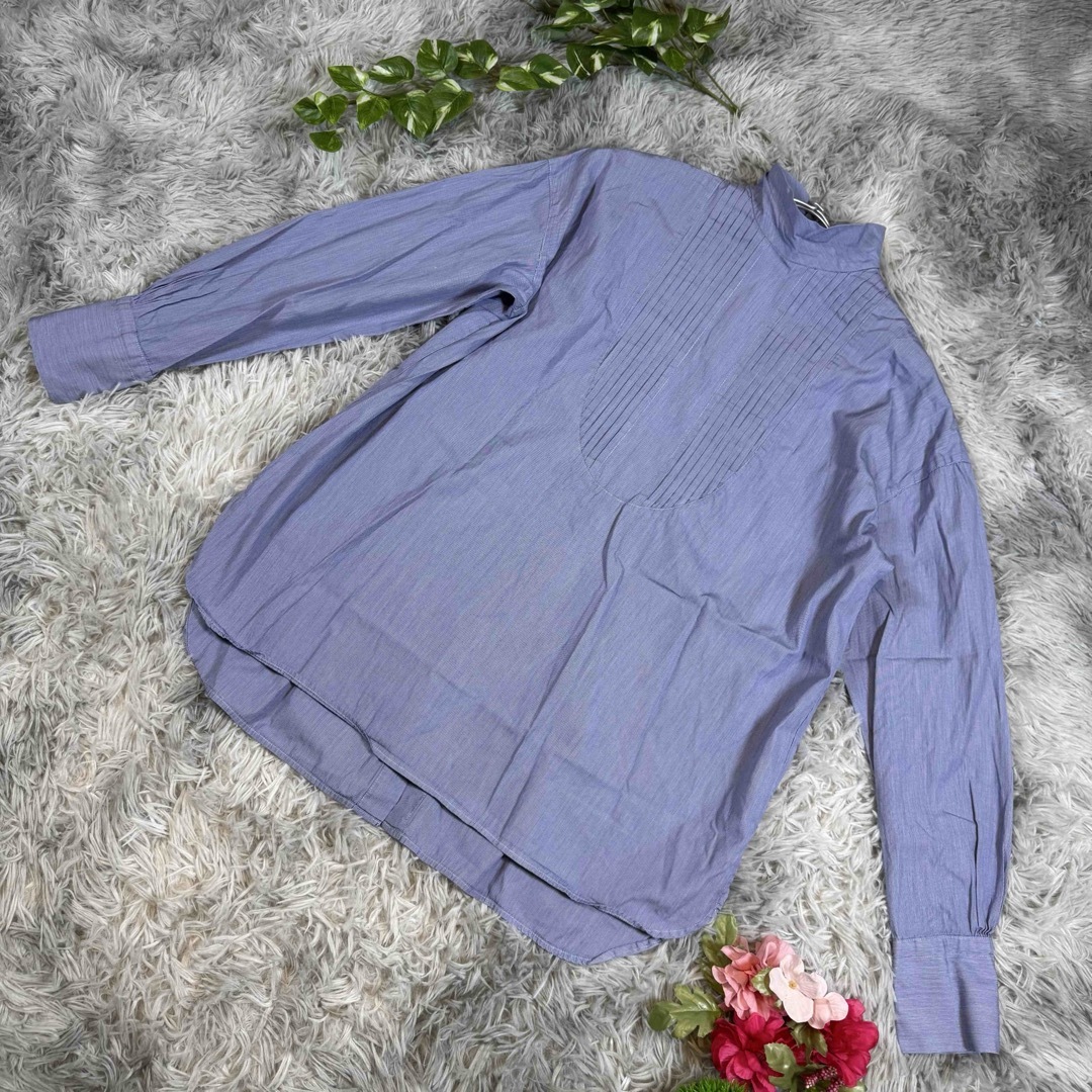 INED(イネド)の✨INED✨サイズ9(M) 青いボタンダウン長袖シャツ レディースのトップス(シャツ/ブラウス(長袖/七分))の商品写真