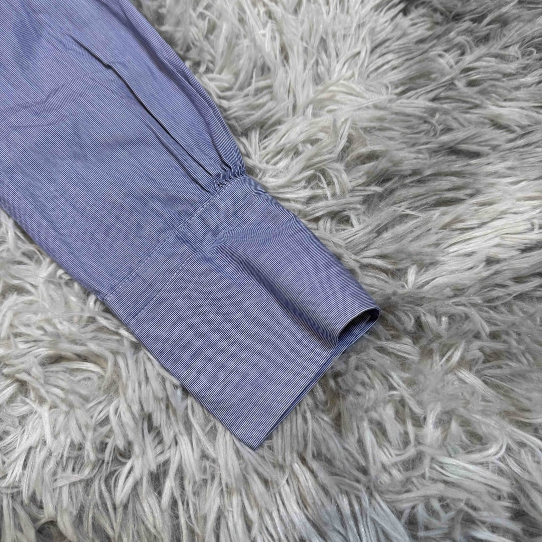 INED(イネド)の✨INED✨サイズ9(M) 青いボタンダウン長袖シャツ レディースのトップス(シャツ/ブラウス(長袖/七分))の商品写真