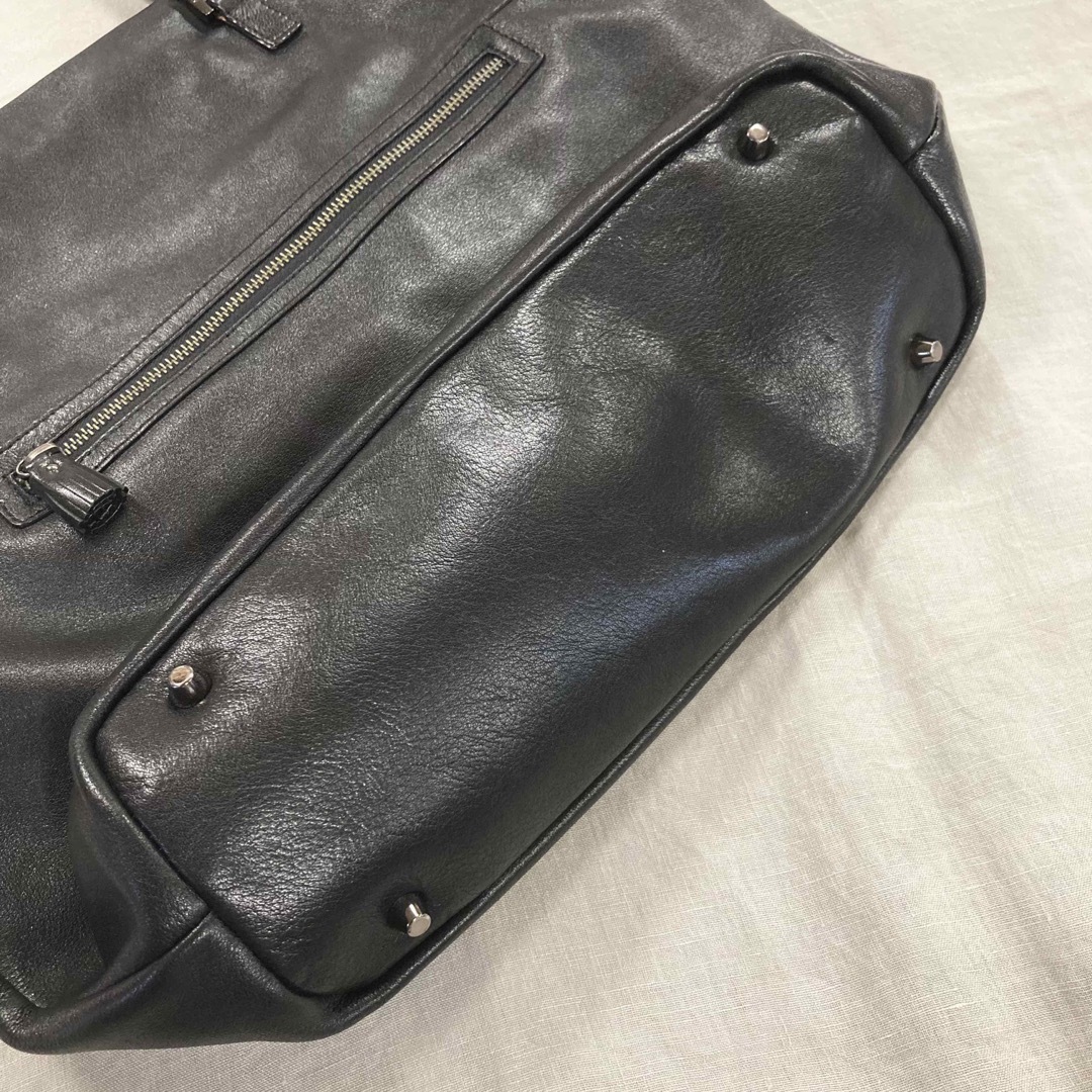 ANYA HINDMARCH(アニヤハインドマーチ)のショルダートート　本革　ブラック レディースのバッグ(ショルダーバッグ)の商品写真