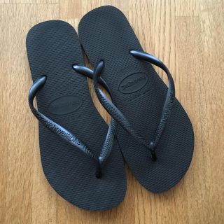 ハワイアナス(havaianas)のハワイアナス☆ビーチサンダル☆スリム新品ブラック(ビーチサンダル)