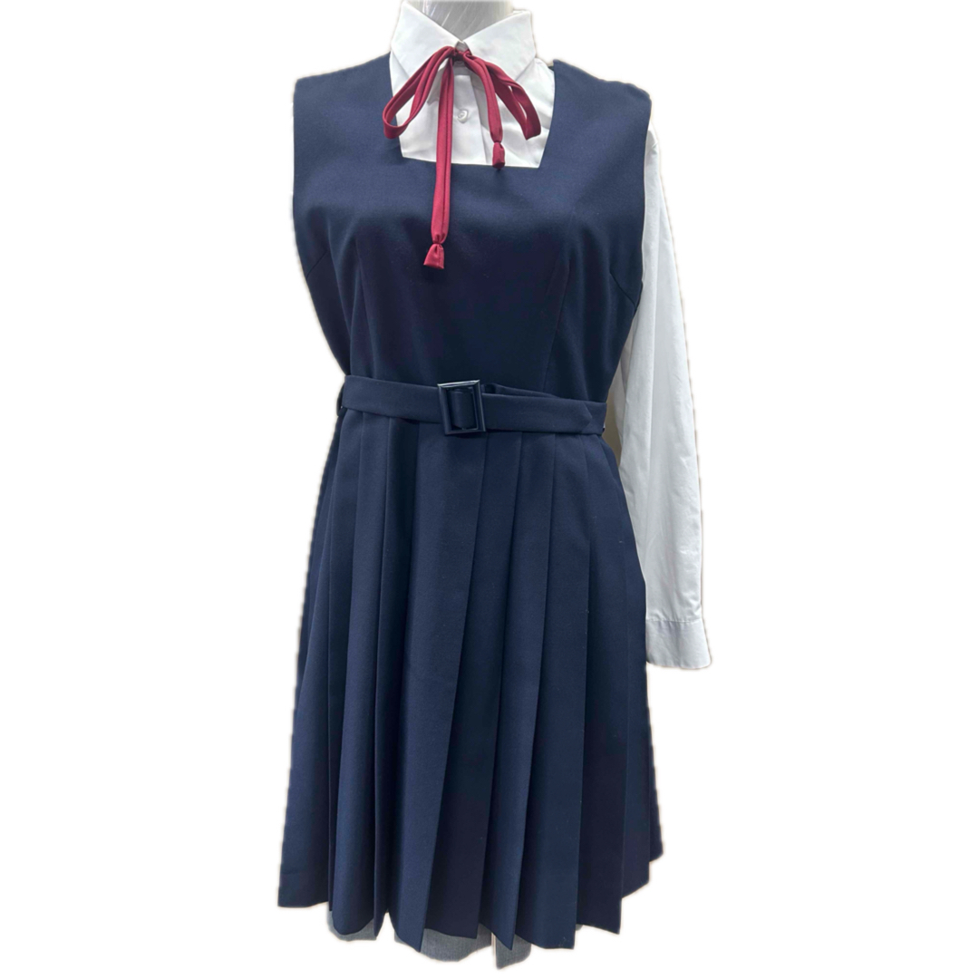 紺ジャンパースカート　女子　制服　リボン付き エンタメ/ホビーのコスプレ(衣装)の商品写真