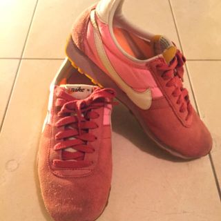 ナイキ(NIKE)のNIKE スニーカー ピンク(スニーカー)