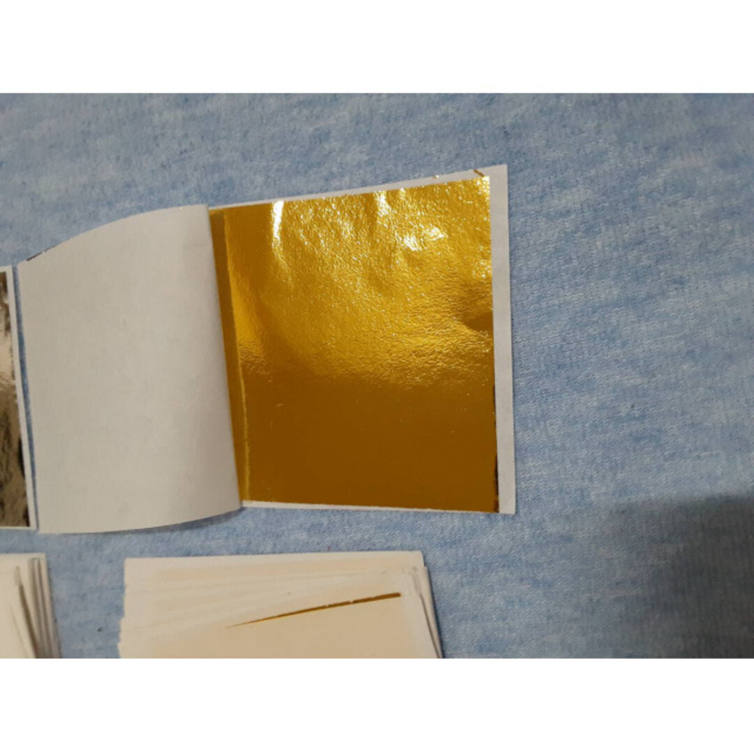 24枚セット　銀箔　金箔シート　各12枚　ヘアアレンジ　ハンドメイド　ネイル ハンドメイドの素材/材料(各種パーツ)の商品写真