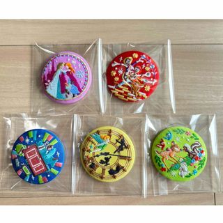 ディズニー刺繍缶バッジ