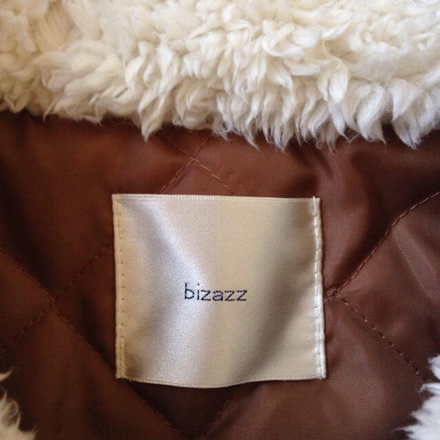 BIZAZZ(ビザッズ)のfcnh3kcsさま専用 レディースのジャケット/アウター(ダッフルコート)の商品写真