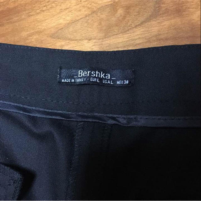 Bershka(ベルシュカ)のBershka ワイドパンツ  レディース レディースのパンツ(カジュアルパンツ)の商品写真