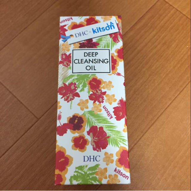 DHC(ディーエイチシー)の新品未開封♡ DHC 薬用 ディープクレンジングオイル 120ml コスメ/美容のスキンケア/基礎化粧品(クレンジング/メイク落とし)の商品写真