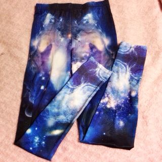 フォーエバートゥエンティーワン(FOREVER 21)の宇宙柄レギンス(レギンス/スパッツ)