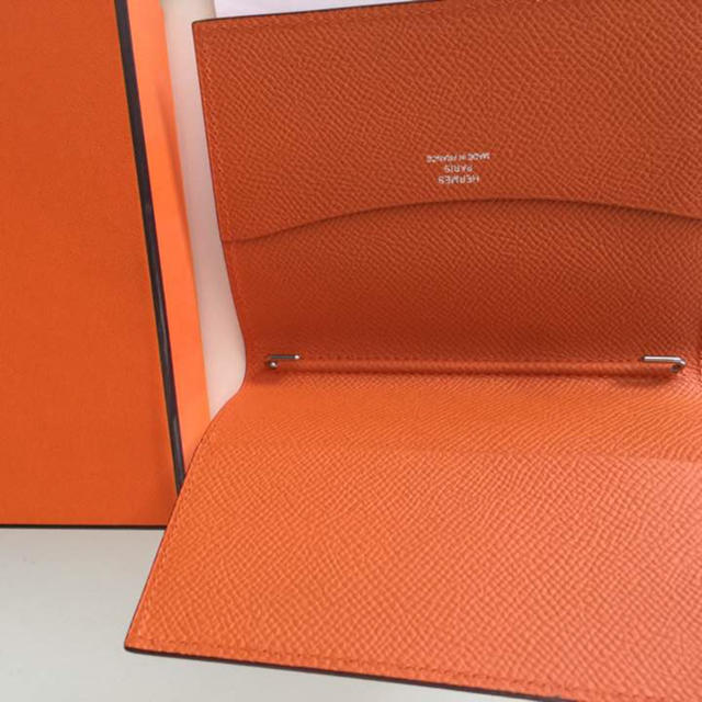 Hermes(エルメス)のhaさま専用エルメス 手帳カバー アジェンダ オレンジ 新品同様 GM レディースのファッション小物(その他)の商品写真