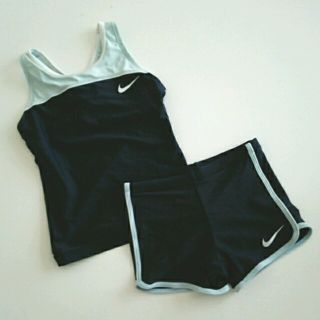 ナイキ(NIKE)の水着 130 紺 NIKE(水着)