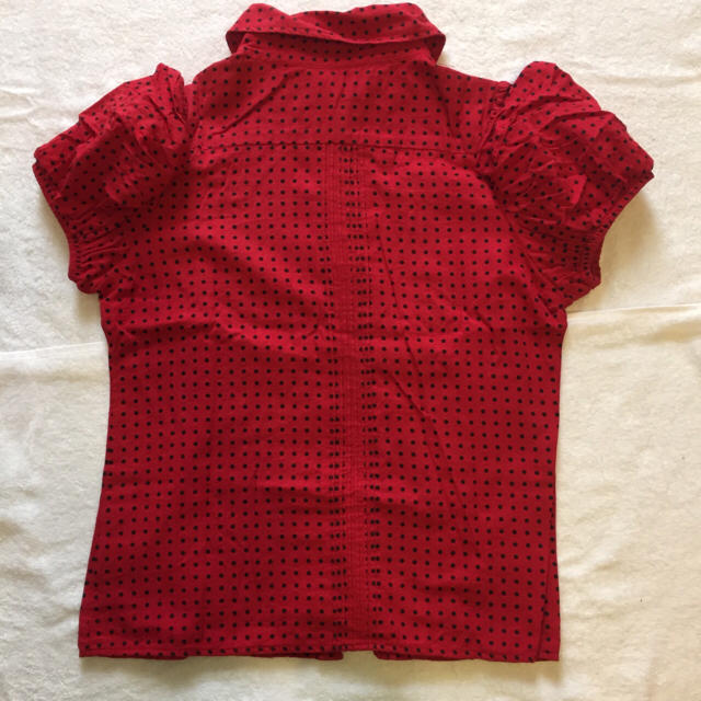 dazzlin(ダズリン)のdazzlin 赤 ドット シャツ Tシャツ レディースのトップス(シャツ/ブラウス(半袖/袖なし))の商品写真