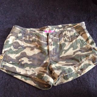 迷彩ショーパン(ショートパンツ)