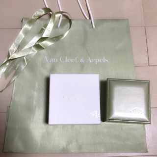 Van Cleef & Arpels - ヴァンクリ 袋 箱 ジュエリーボックス セットの