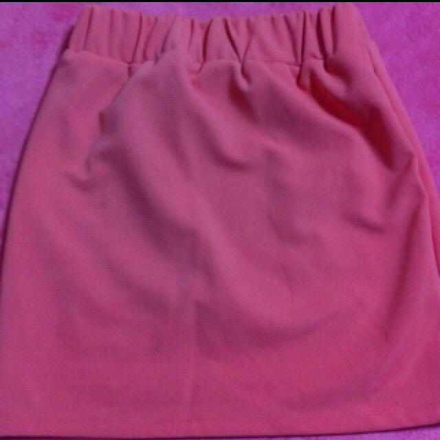 EMODA(エモダ)のタイトスカート ピンク レディースのスカート(ミニスカート)の商品写真
