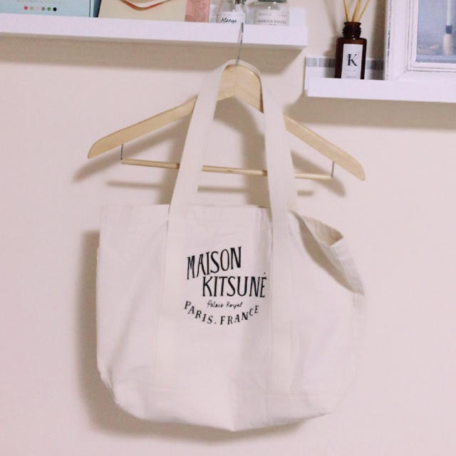 MAISON KITSUNE'(メゾンキツネ)のメゾンキツネ♡トート レディースのバッグ(トートバッグ)の商品写真
