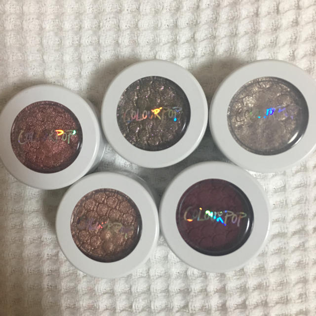 colourpop(カラーポップ)のcolourpop アイシャドウ コスメ/美容のベースメイク/化粧品(アイシャドウ)の商品写真