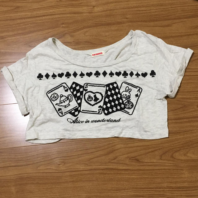 SWIMMER(スイマー)のSWIMMER 不思議の国のアリス Tシャツ グレー フリーサイズ レディースのトップス(Tシャツ(半袖/袖なし))の商品写真