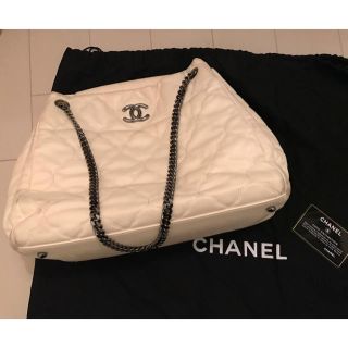 シャネル(CHANEL)のシャネルカメリアストレッチショルダーバッグ❤️(ショルダーバッグ)