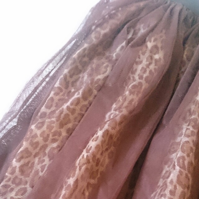 WEGO(ウィゴー)のヒョウ柄チュールスカート レディースのスカート(ひざ丈スカート)の商品写真